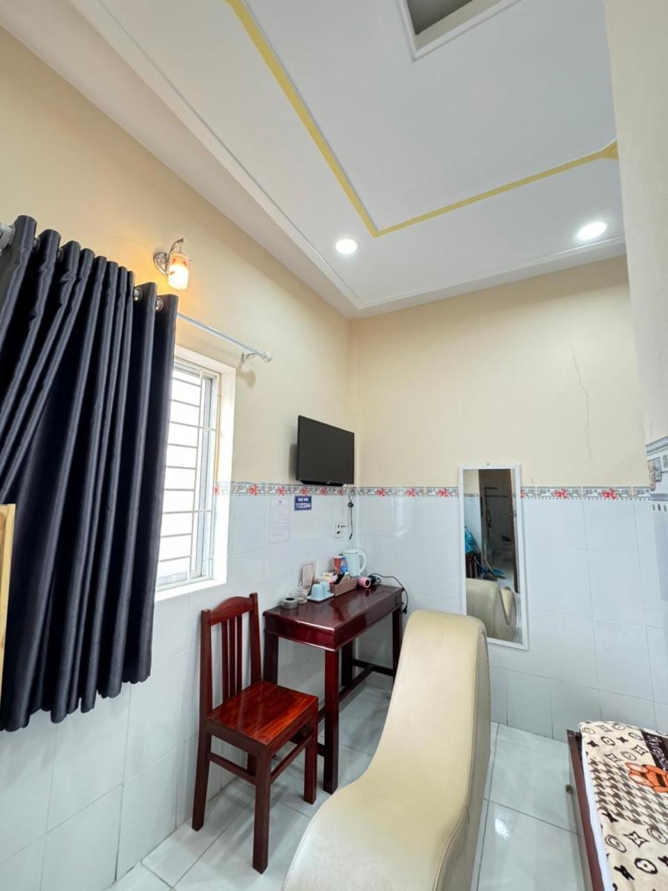 Nha Nghi Thanh Xuan- Co Cho Thue Xe May Va Xuat Hoa Don Ap Dong An Екстер'єр фото
